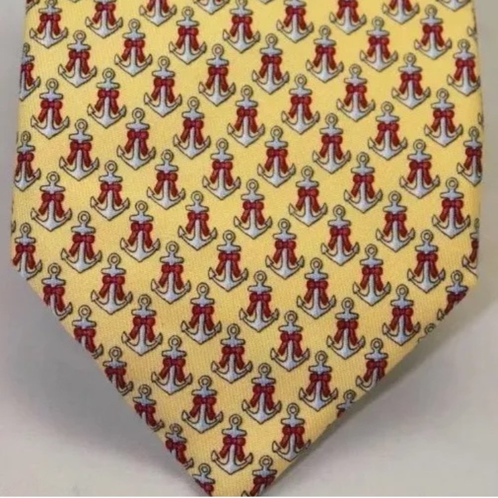 Vineyard Vines Yellow Tie with Red Anchors